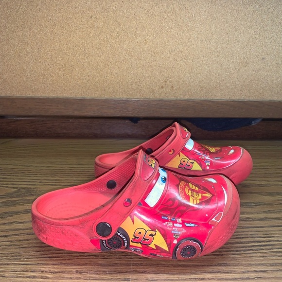 CROCS Other - RARE Lightning McQueen Crocs Size 4 Boys